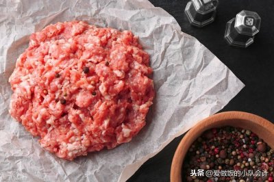 ​驴肉馅怎么调？掌握窍门，煮出的饺子鲜嫩多汁味道好，操作很简单