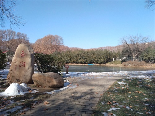 郑州北区的黄河迎宾馆，又称三所，周末来这里游玩真的很不错